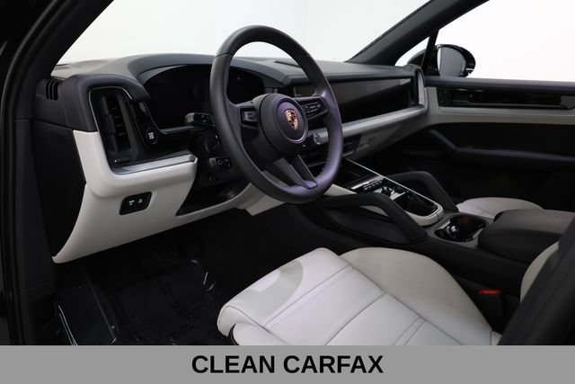 Used 2026 Porsche Cayenne AWD/4WD image 8