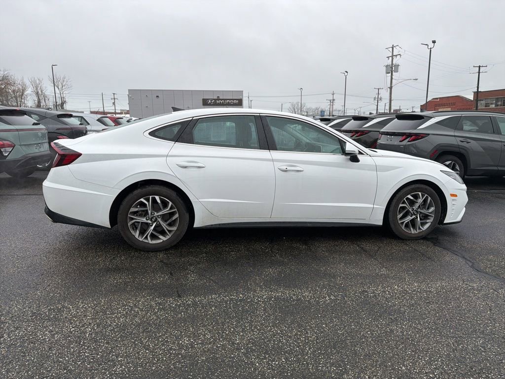 Certified 2023 Hyundai Sonata SEL FWD image 8