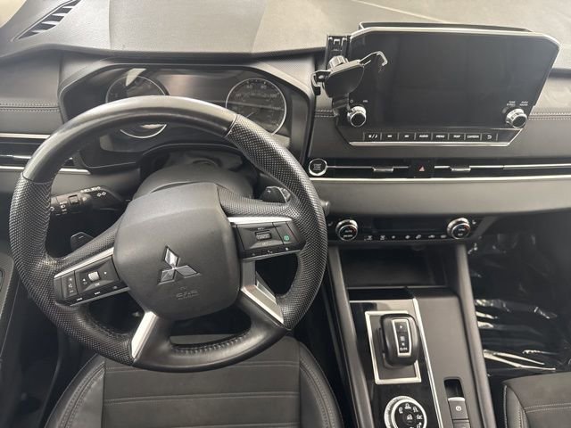 Used 2023 Mitsubishi Outlander SE AWD/4WD image 22