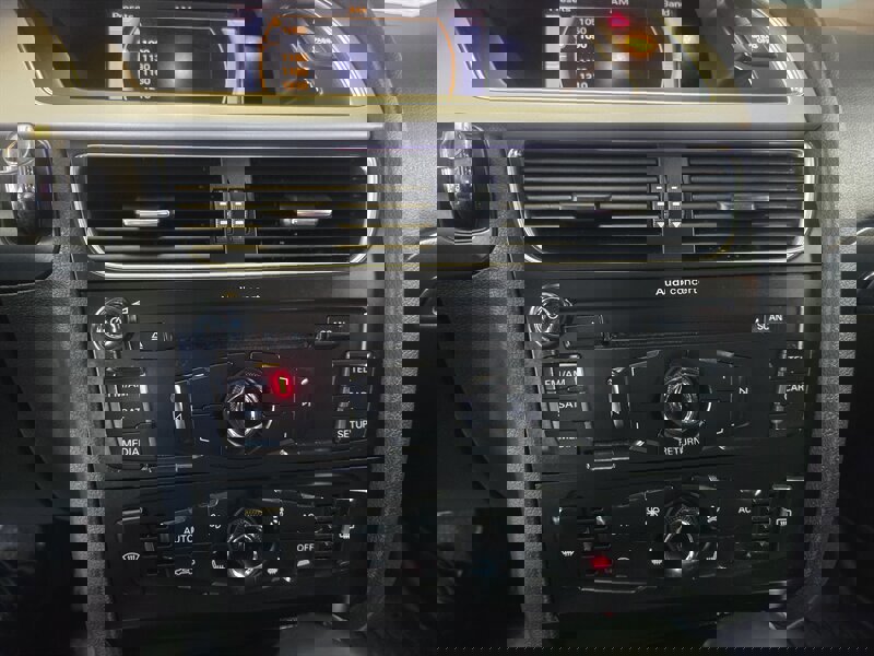 Used 2012 Audi A5 2.0T Premium image 19