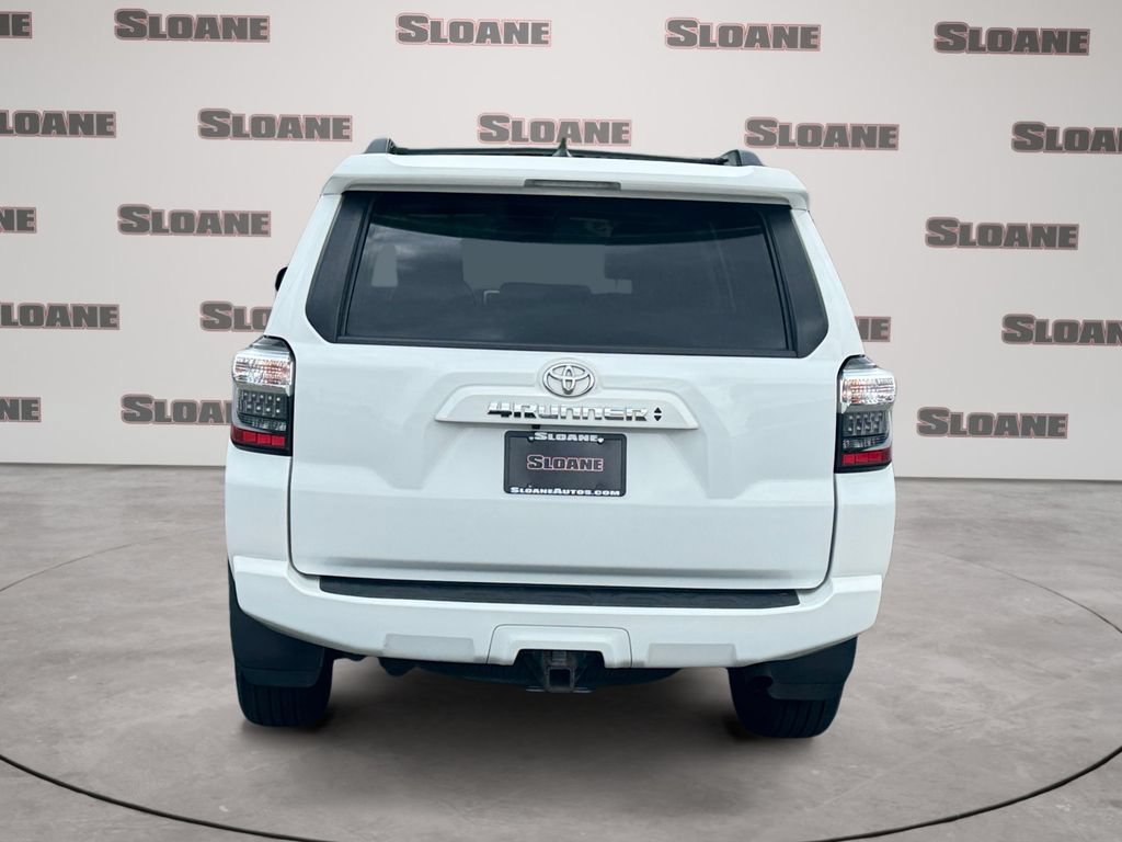 Used 2023 Toyota 4Runner SR5 Premium w/ Moonroof Package AWD/4WD image 4
