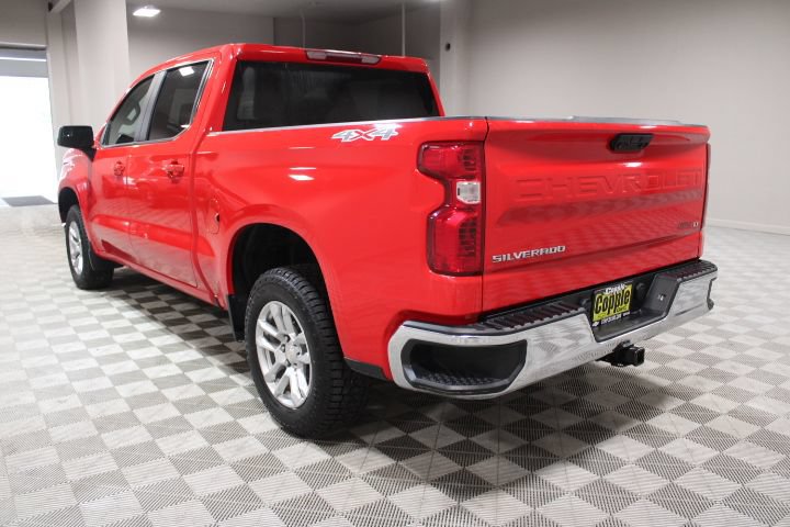 Used 2022 Chevrolet Silverado 1500 LT AWD/4WD image 8
