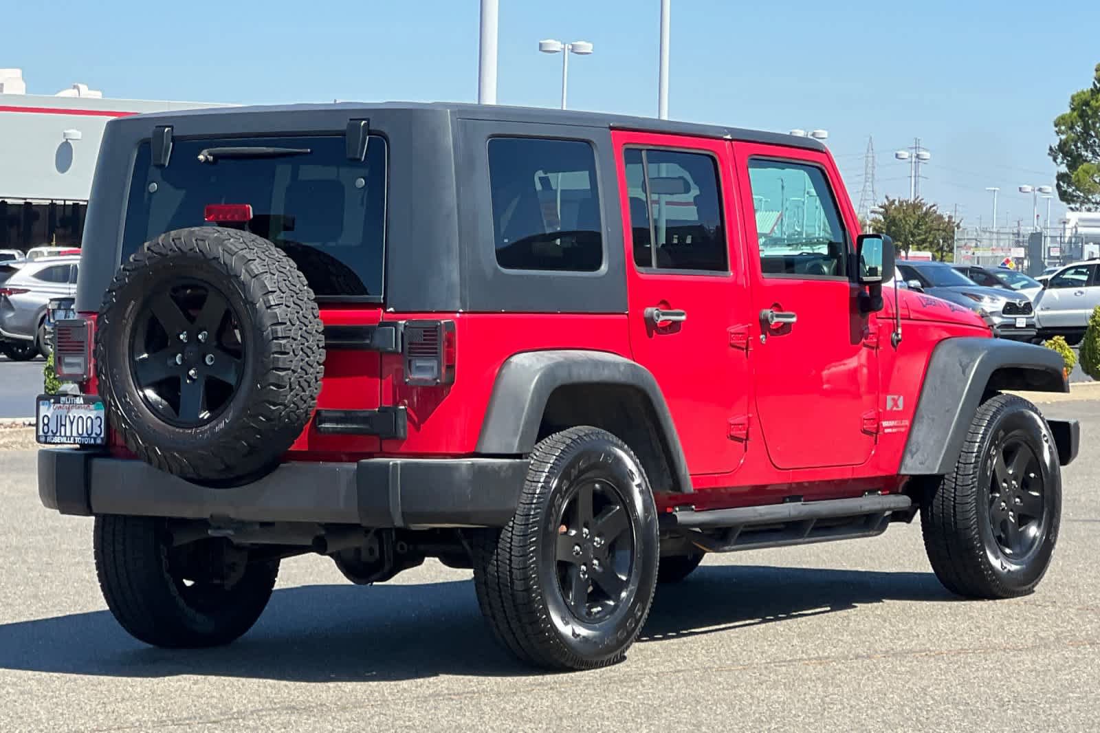 Used 2008 Jeep Wrangler Unlimited X AWD/4WD image 2