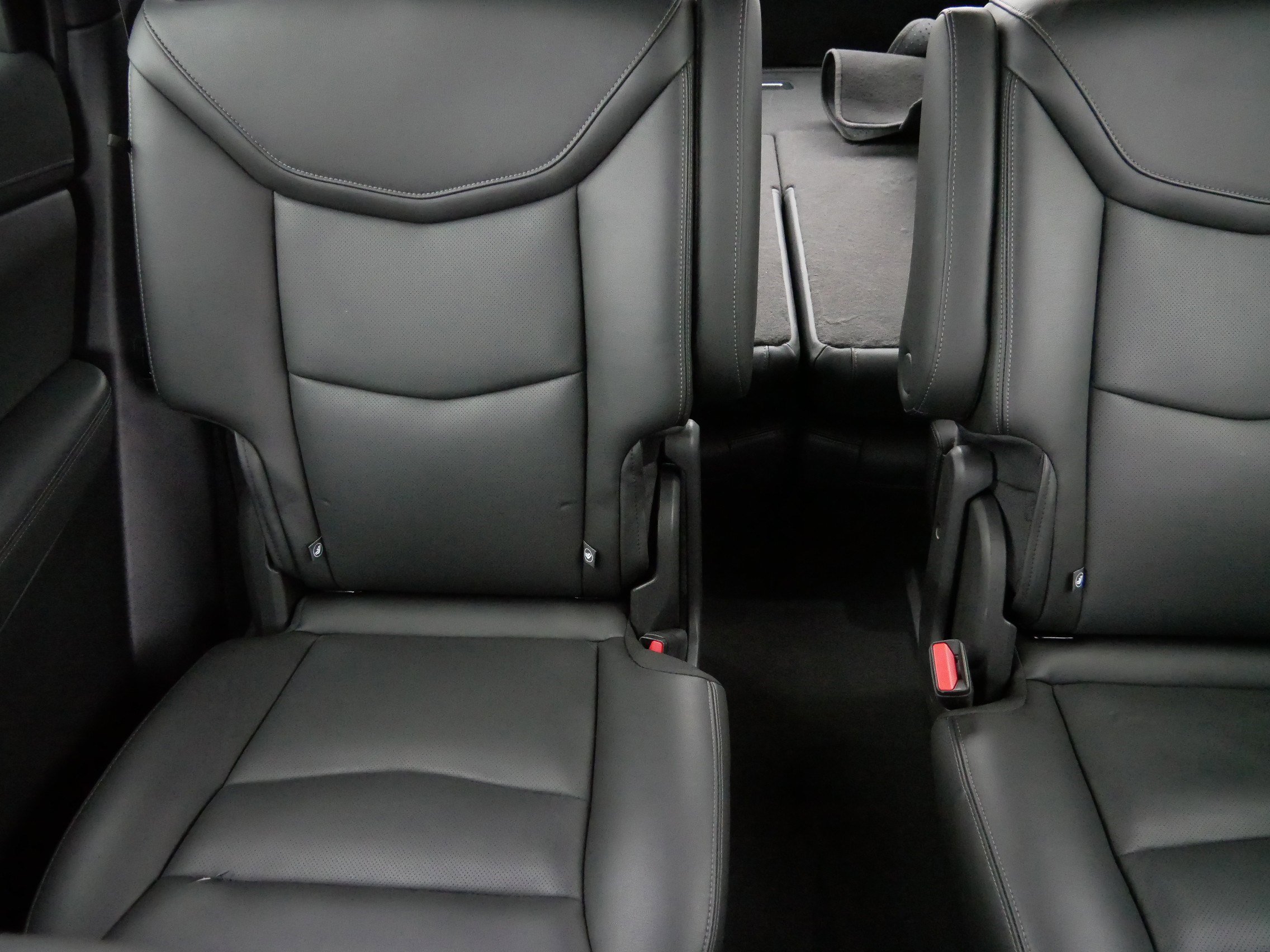 Certified 2025 Cadillac XT6 Premium Luxury image 16