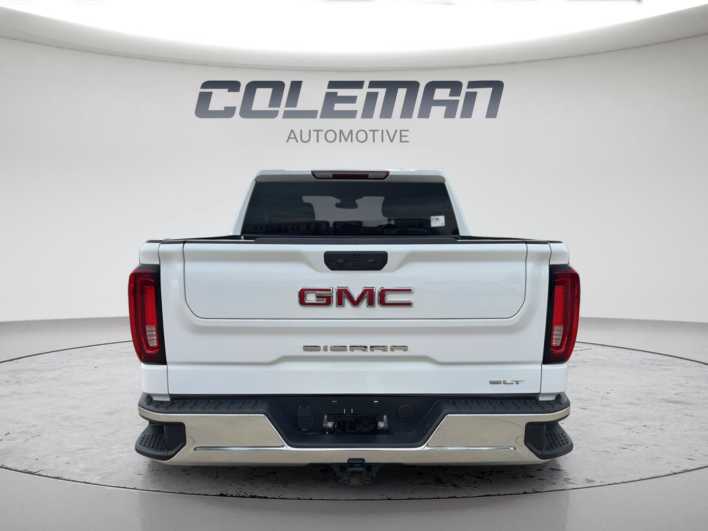 Used 2025 GMC Sierra 1500 SLT AWD/4WD image 6
