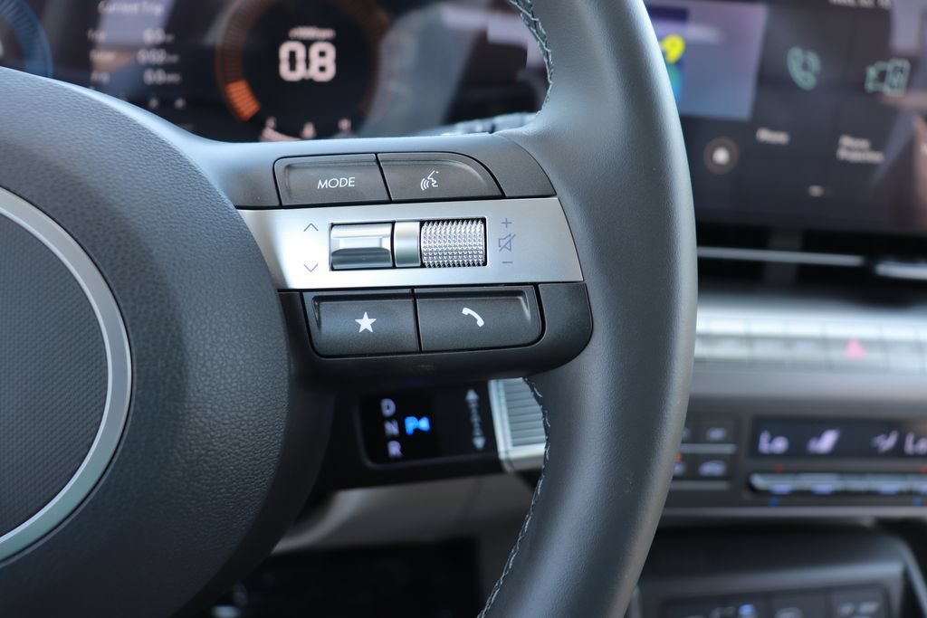 Used 2026 Hyundai Kona SEL Premium FWD image 21