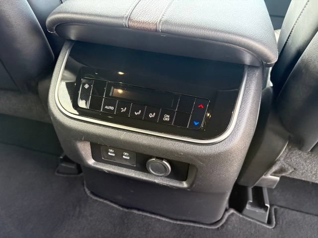 Used 2025 Nissan Armada SL w/ Captain's Chari Seat Package AWD/4WD image 32