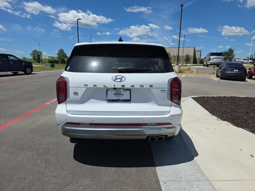 Used 2025 Hyundai Palisade Calligraphy AWD/4WD image 6