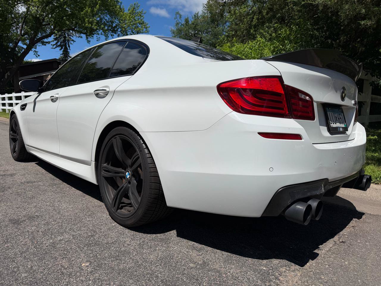 Used 2013 BMW M5 RWD image 18