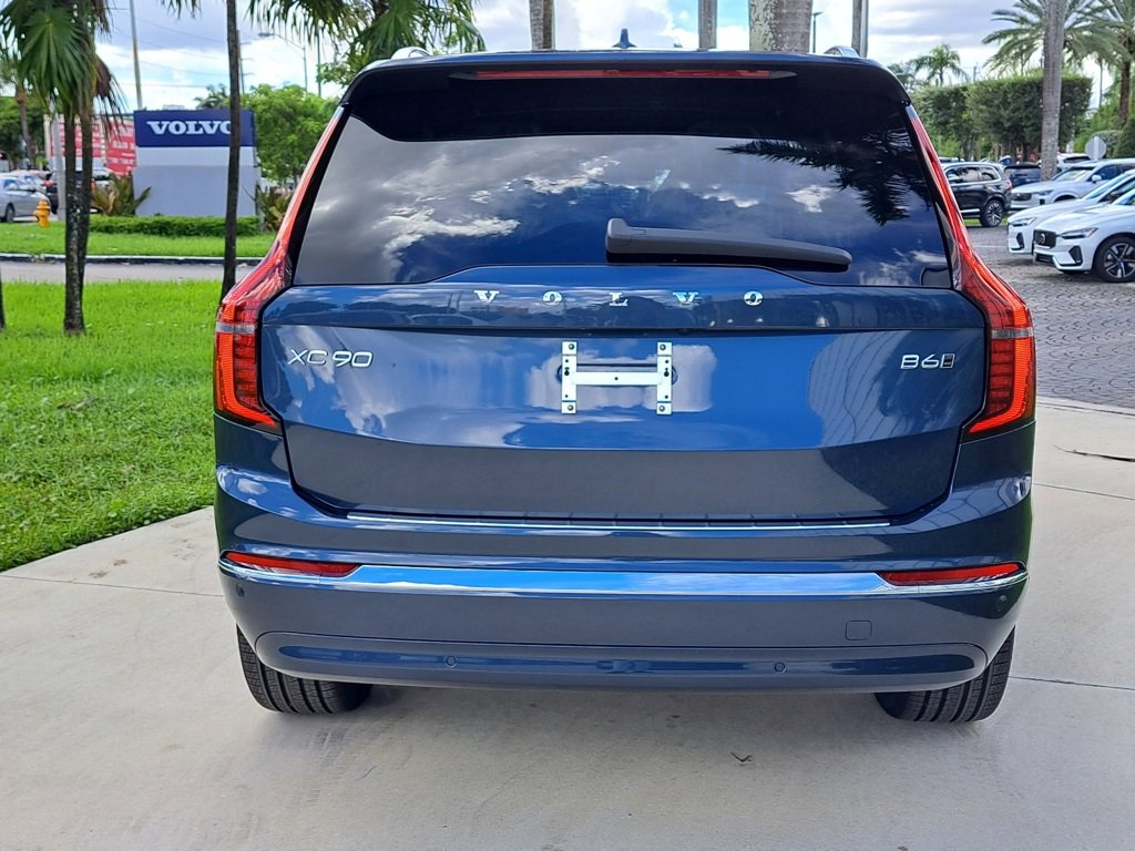 New 2026 Volvo XC90 B6 Ultra image 4