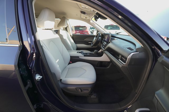 Certified 2024 Toyota Grand Highlander Limited image 18