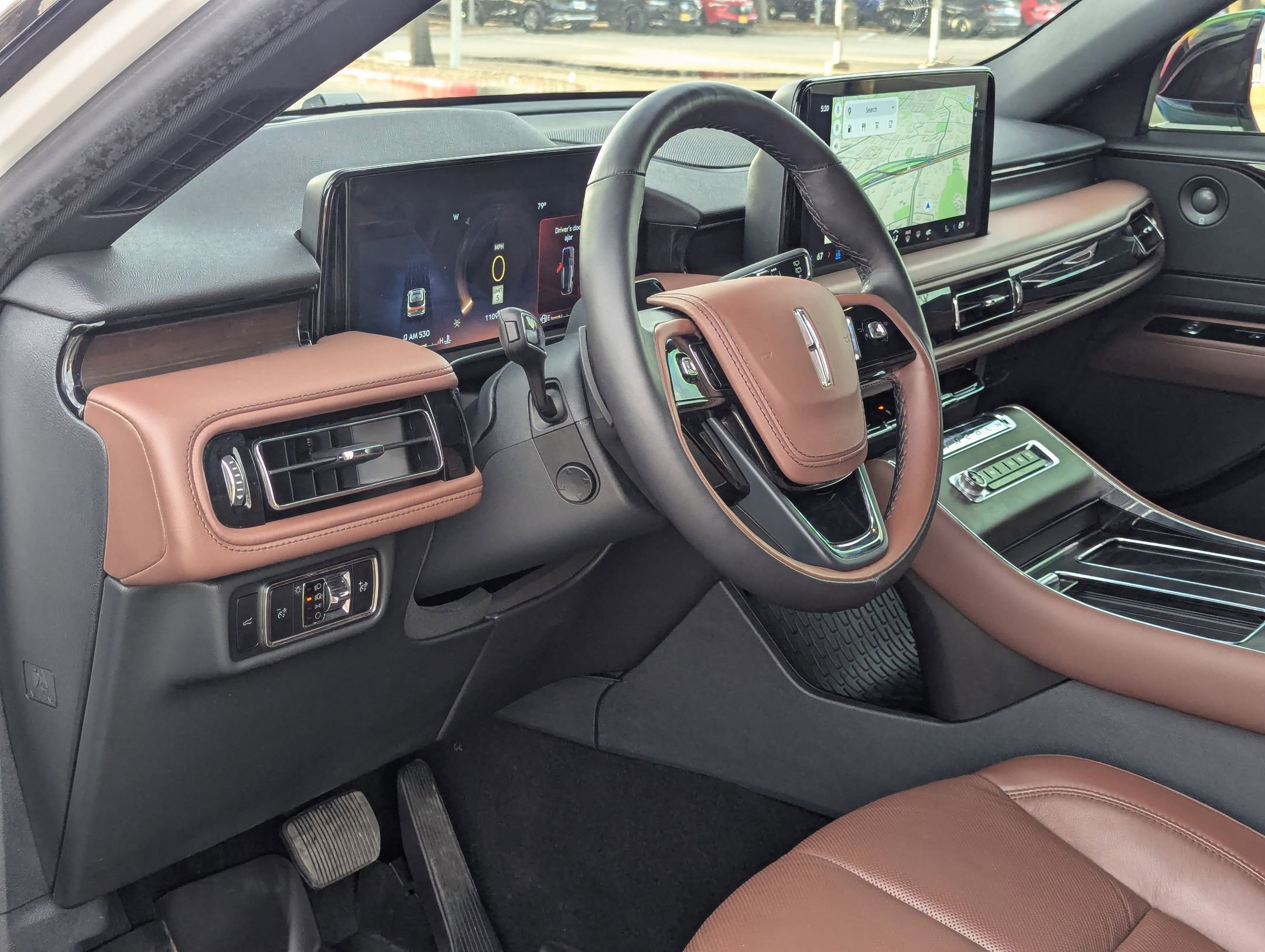 Used 2025 Lincoln Aviator Reserve w/ Illumination Package image 13