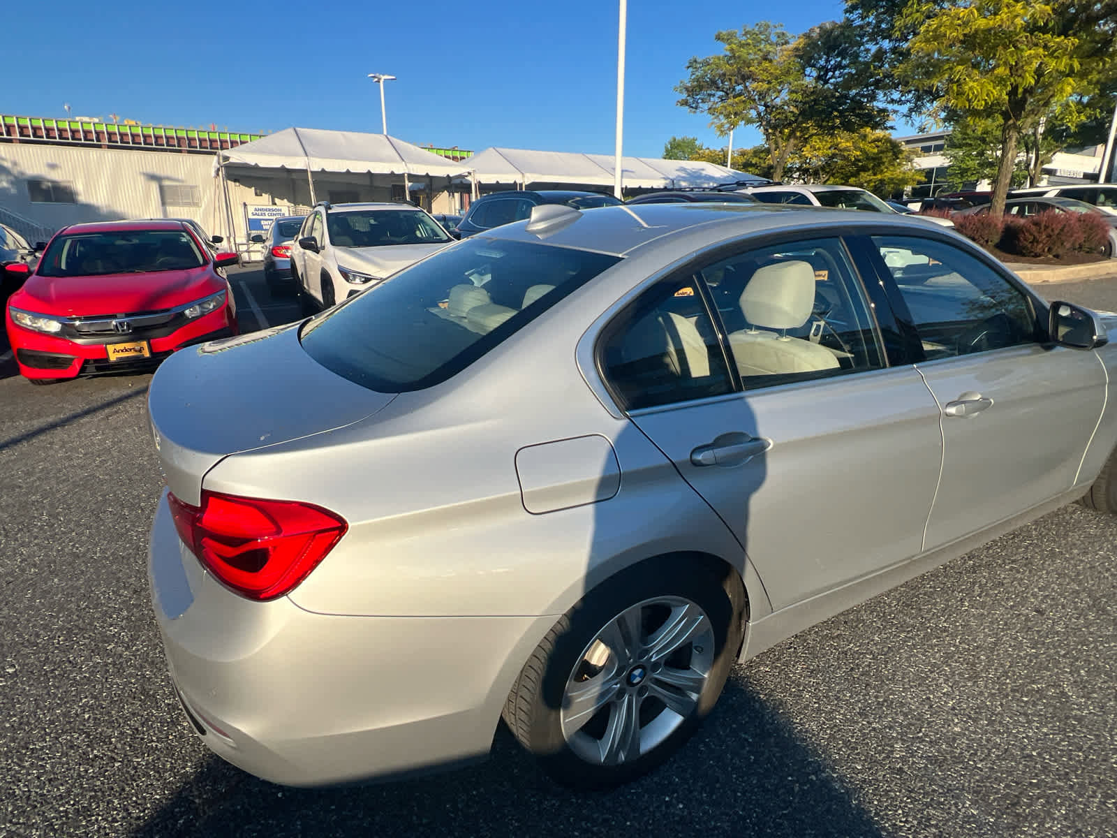 Used 2017 BMW 330i Sedan RWD image 9
