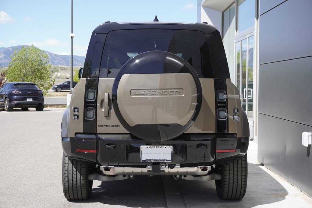New 2026 Land Rover Defender 110 X-Dynamic SE AWD/4WD image 6