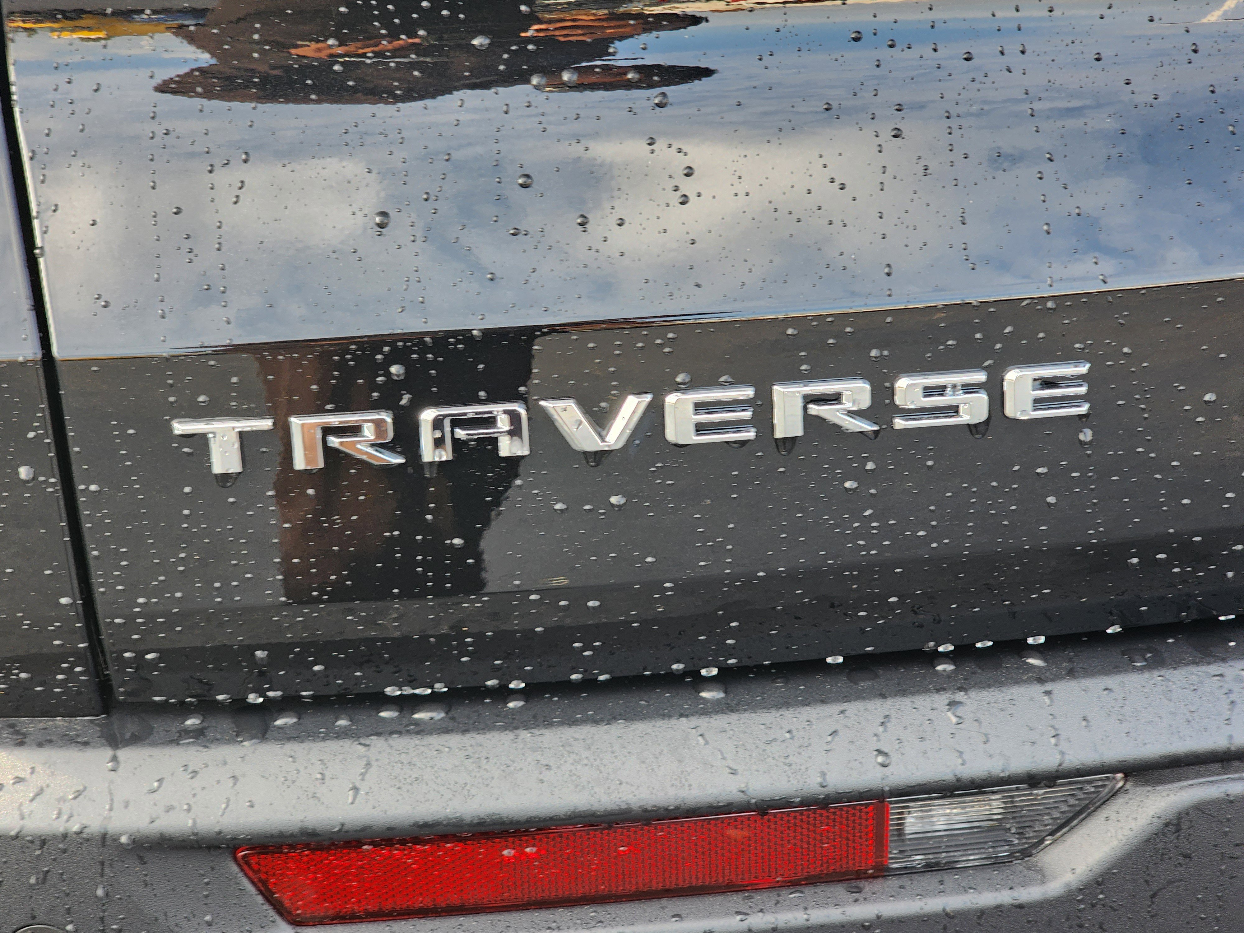 New 2026 Chevrolet Traverse LT image 11