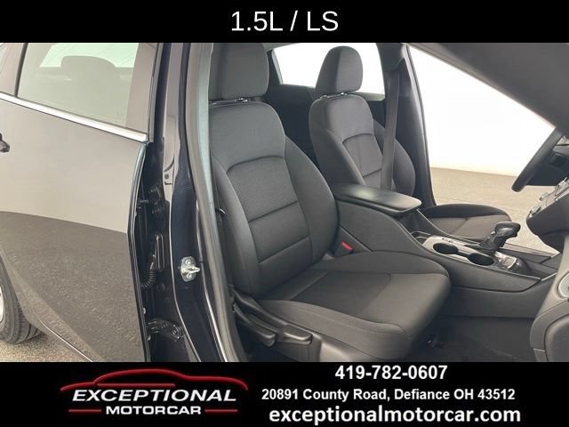 Used 2023 Chevrolet Malibu LS FWD image 47