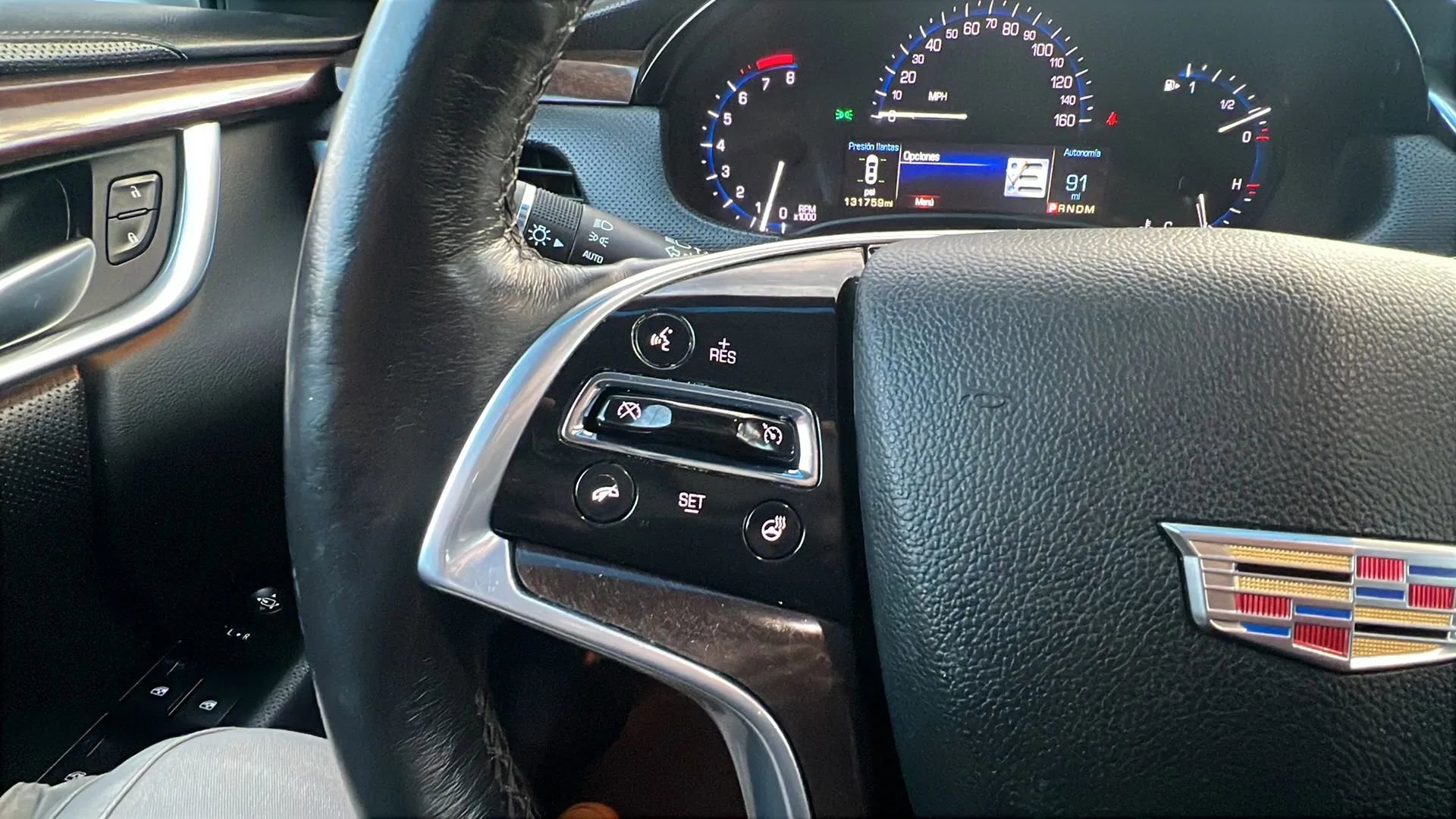 Used 2016 Cadillac XTS Luxury image 14