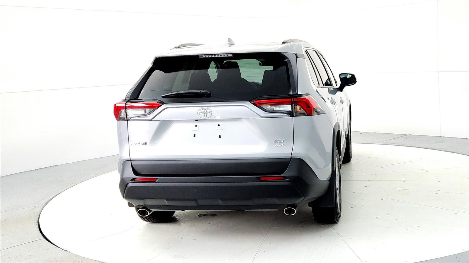 Certified 2025 Toyota RAV4 XLE image 5