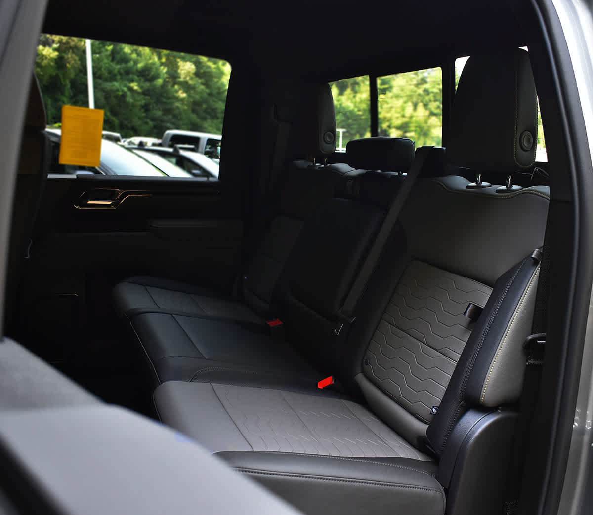 New 2026 Chevrolet Silverado 2500 ZR2 w/ LPO, Dark Essentials Package AWD/4WD image 12