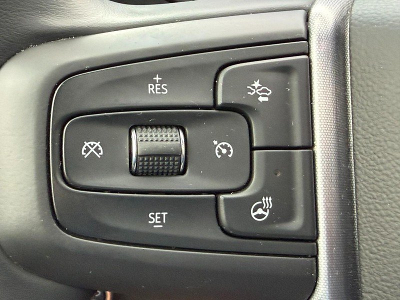 Used 2025 GMC Sierra 2500 SLT AWD/4WD image 21