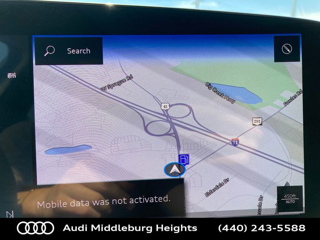 Used 2025 Audi Q5 Premium w/ Convenience Package image 37