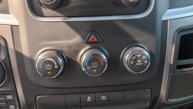 Used 2021 RAM 1500 Classic SLT AWD/4WD image 16