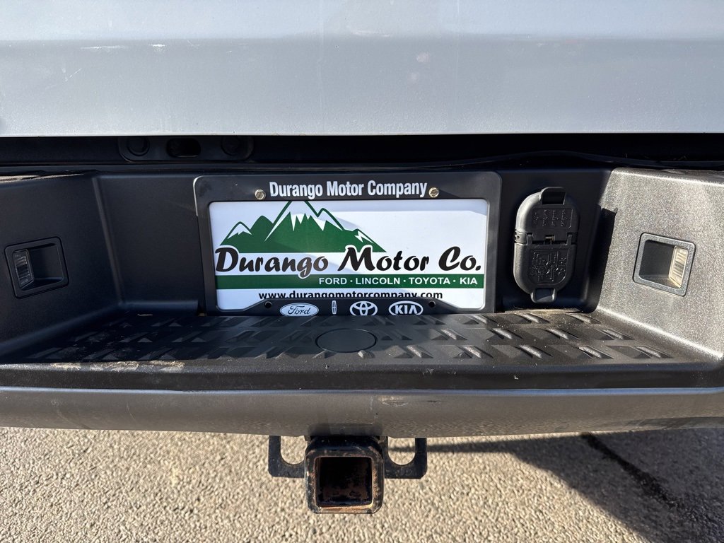 Used 2018 Nissan Titan PRO-4X image 25