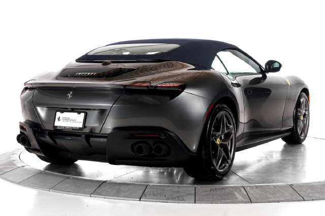 Certified 2026 Ferrari Roma Spider RWD image 10