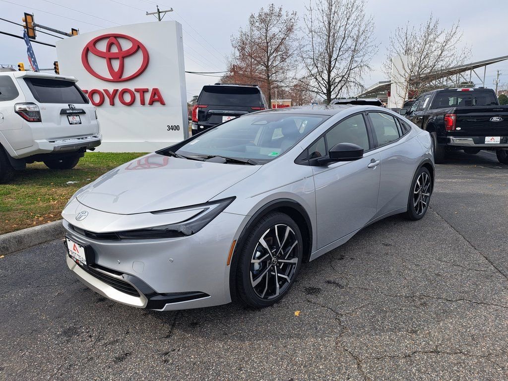 New 2026 Toyota Prius Plug-In Hybrid FWD image 2