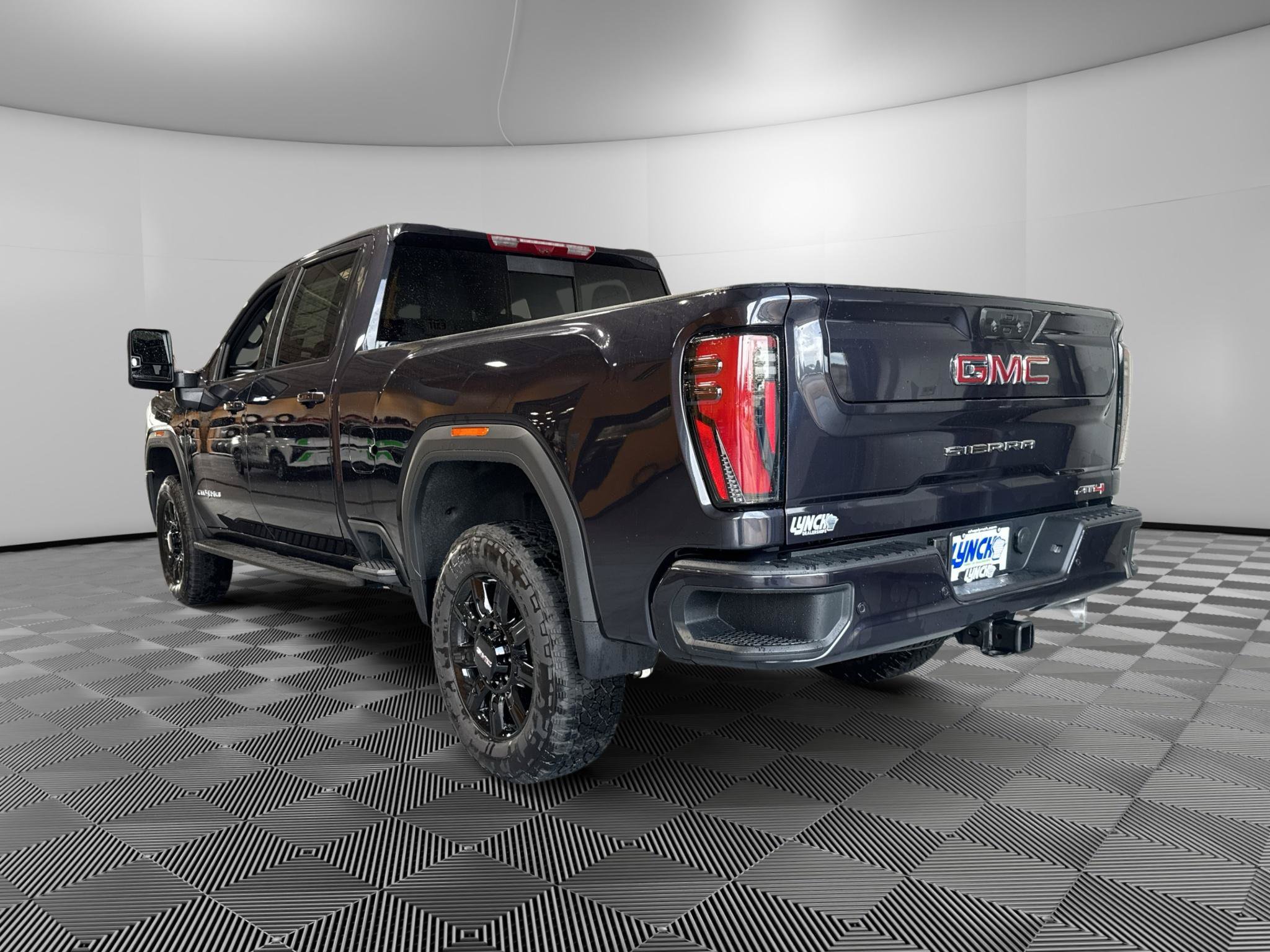 New 2026 GMC Sierra 2500 AT4 w/ AT4 Premium Plus Package AWD/4WD image 3