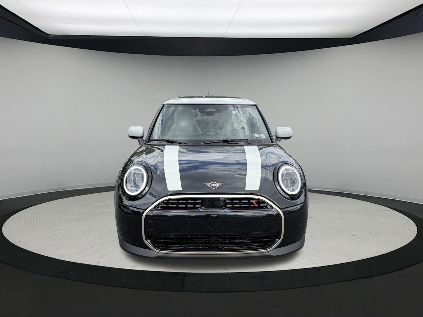 New 2026 MINI Cooper S FWD image 2