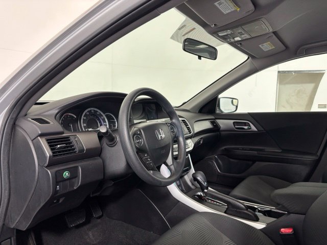 Used 2015 Honda Accord LX image 9