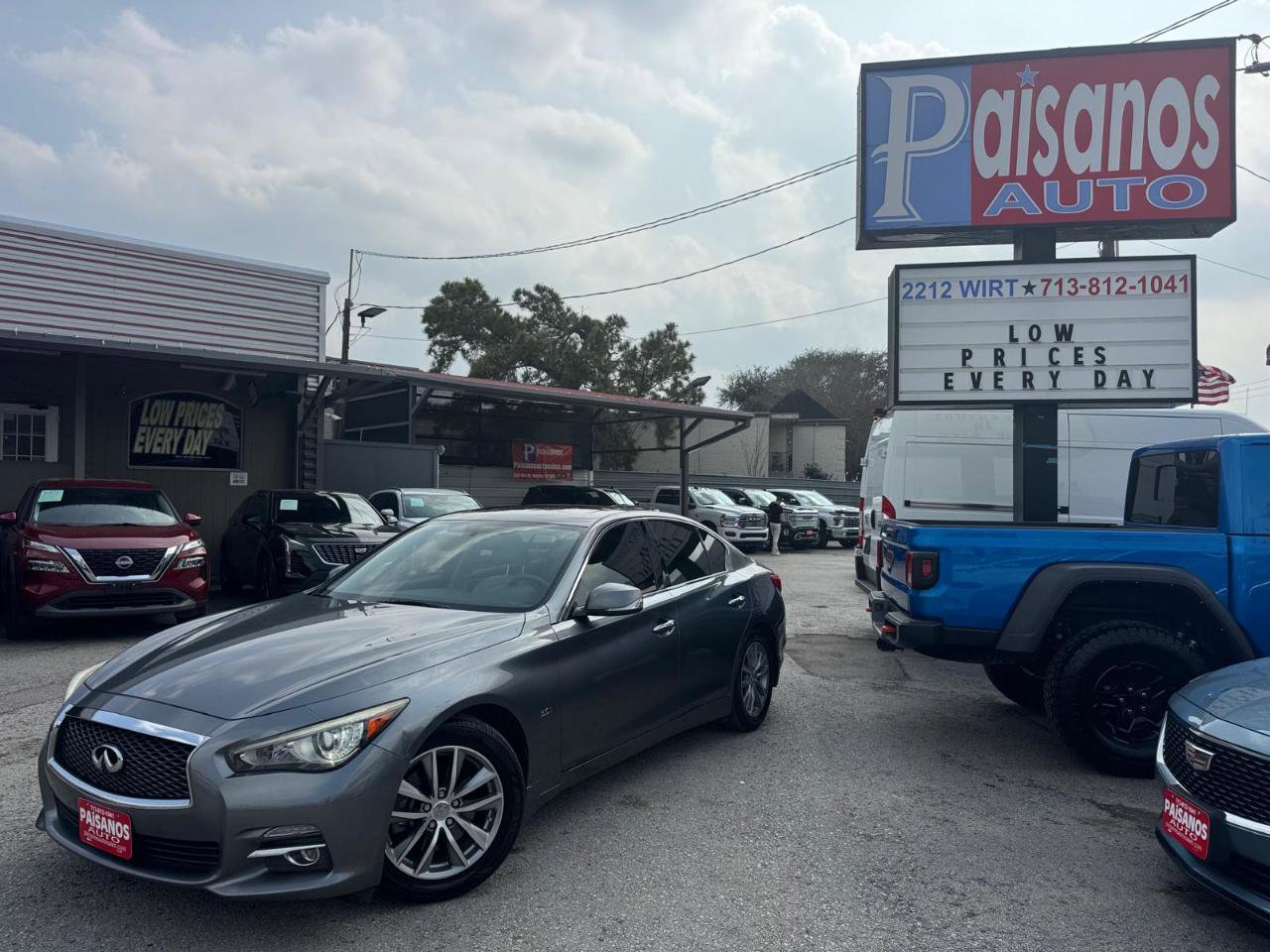 Used 2017 INFINITI Q50 3.0t Premium w/ Cargo Package (L95) image 1
