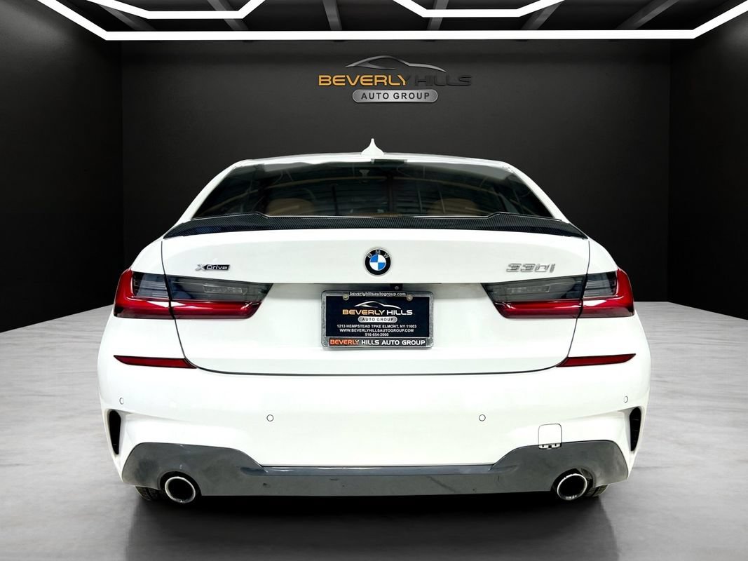 Used 2021 BMW 330i xDrive Sedan w/ M Sport Package AWD/4WD image 4