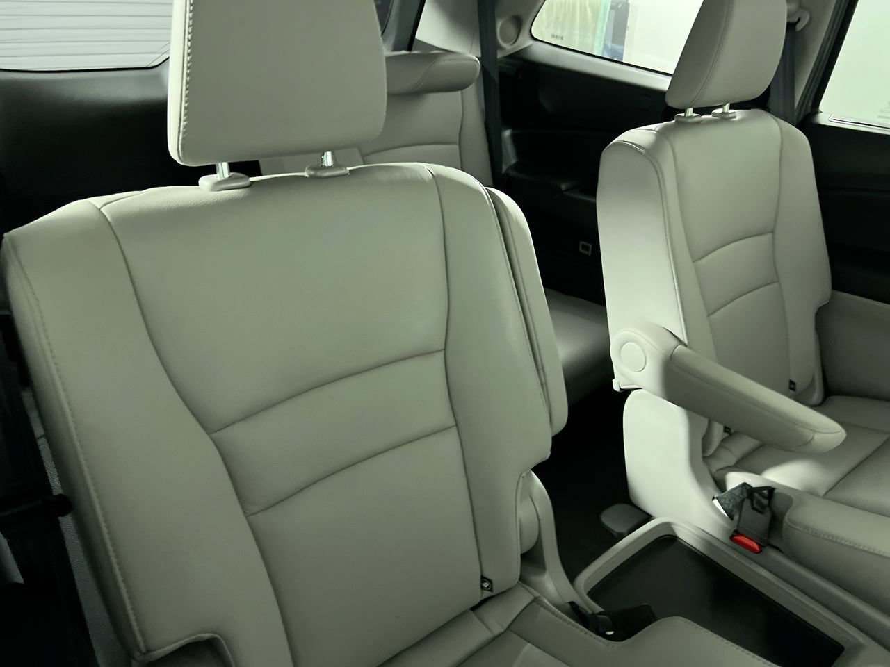 Used 2019 Honda Pilot Touring image 27