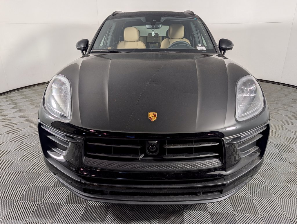 New 2026 Porsche Macan AWD/4WD image 10