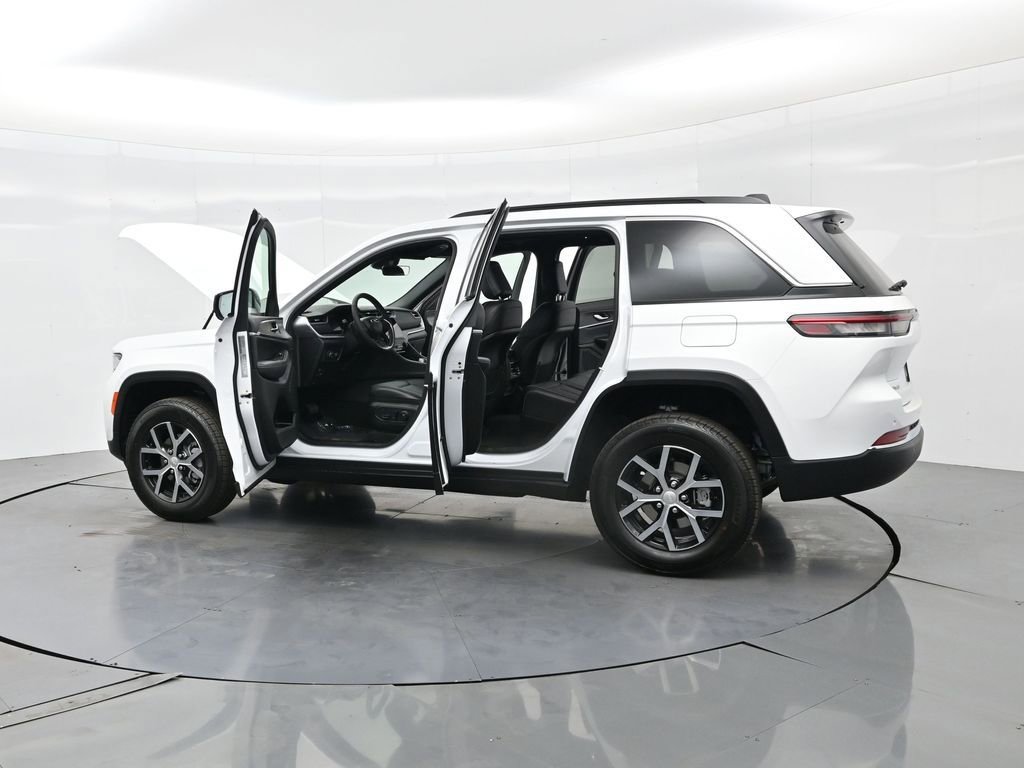 New 2025 Jeep Grand Cherokee Limited image 42