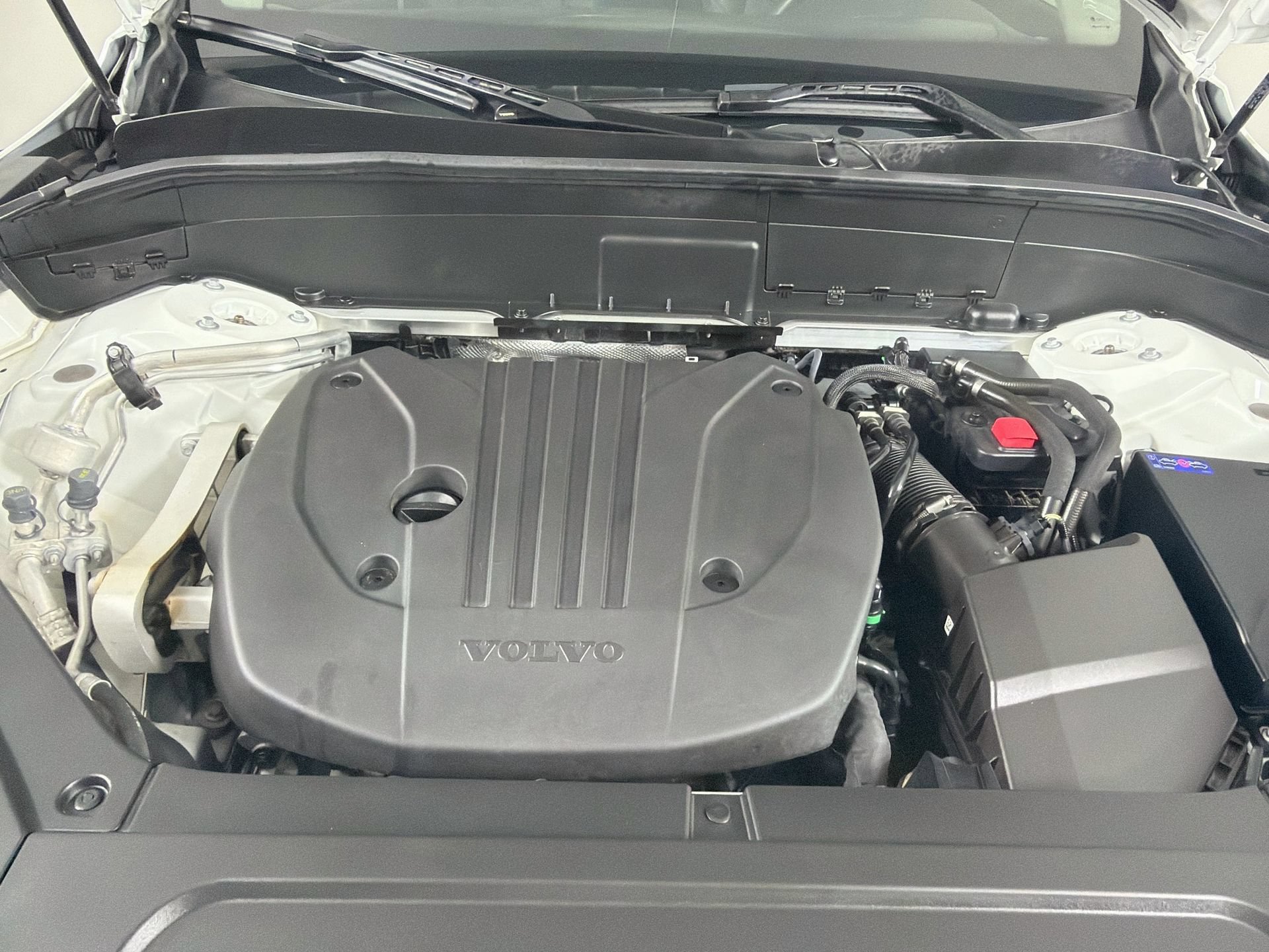 Used 2024 Volvo XC90 B5 Core AWD/4WD image 31