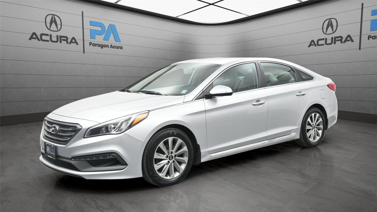 Used 2017 Hyundai Sonata Sport image 1
