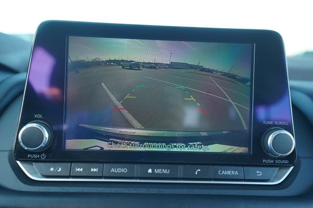 Used 2023 Nissan Rogue SV image 28