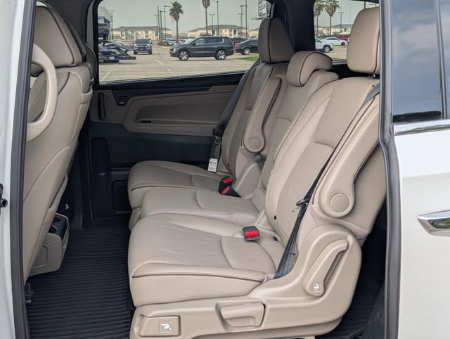 Used 2023 Honda Odyssey Elite image 23