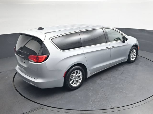 Used 2023 Chrysler Voyager LX FWD image 26