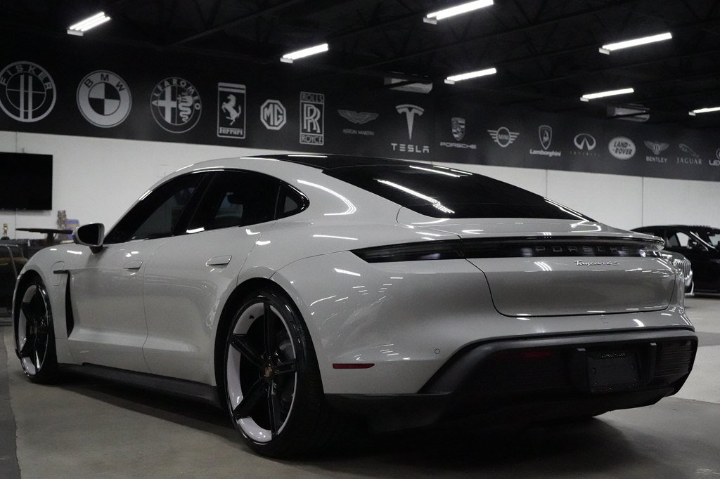 Used 2021 Porsche Taycan 4S w/ Premium Package AWD/4WD image 3