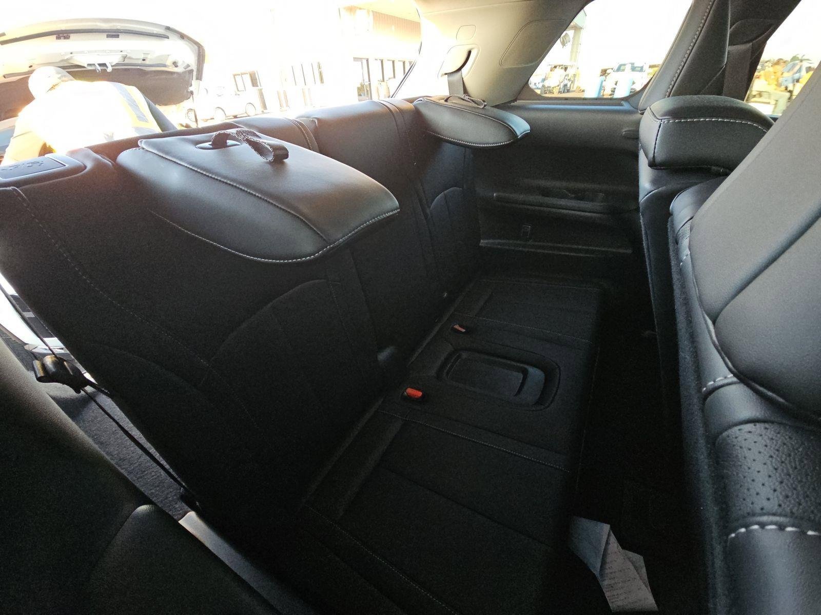 Certified 2025 INFINITI QX60 Luxe image 14