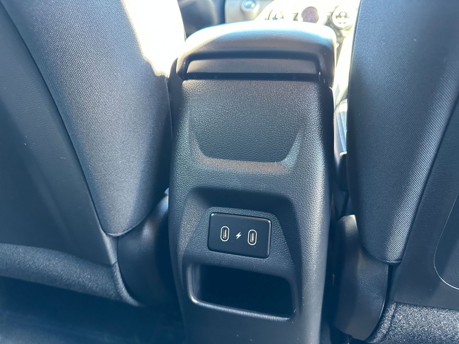 Used 2025 Hyundai Venue SEL FWD image 23