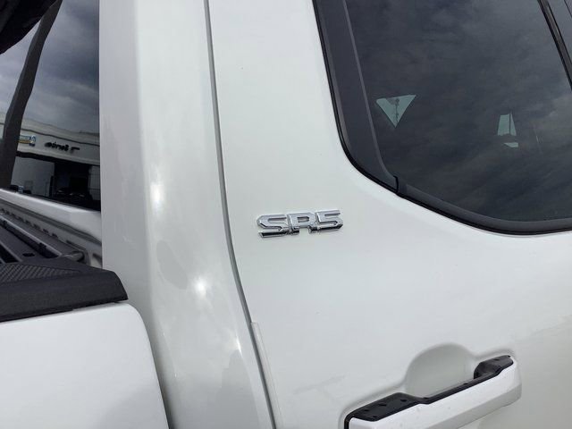 Used 2025 Toyota Tacoma SR5 image 43