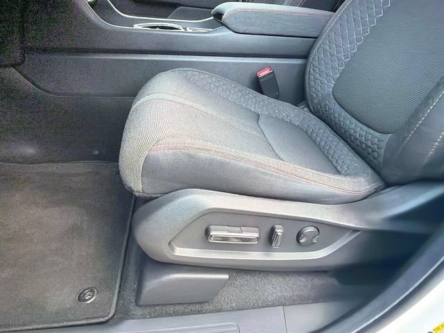 Certified 2025 Honda Pilot Sport image 24