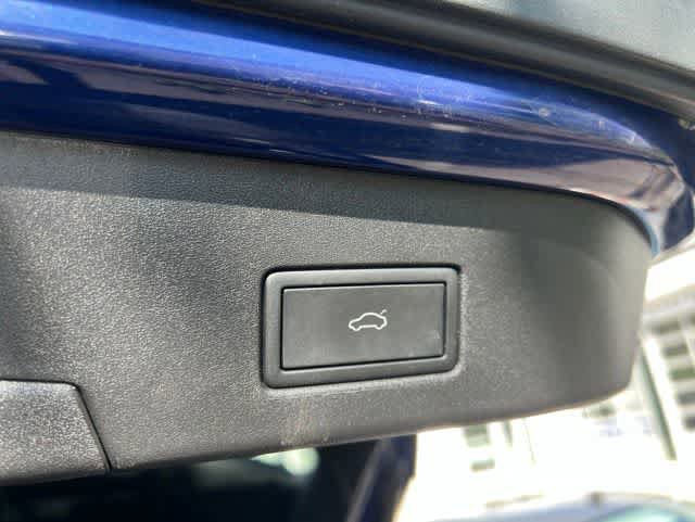 Used 2022 Volkswagen ID.4 Pro S w/ Gradient Package AWD/4WD image 23