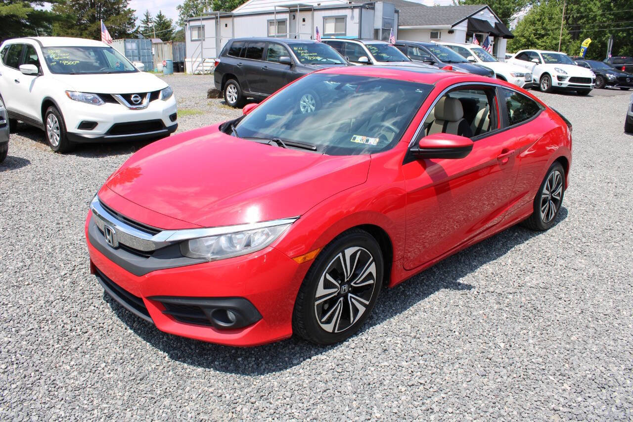 Used 2017 Honda Civic EX-T image 2