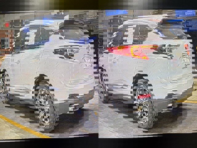 Used 2023 Acura RDX AWD w/ Advance Package image 3